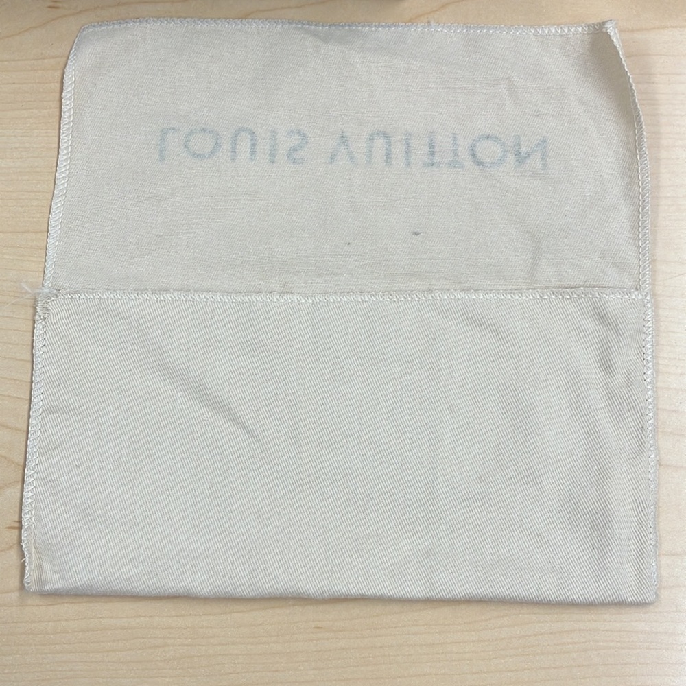 Authentic Louis Vuitton Wallet Duster Bag (Protection!) - Picture 4 of 7
